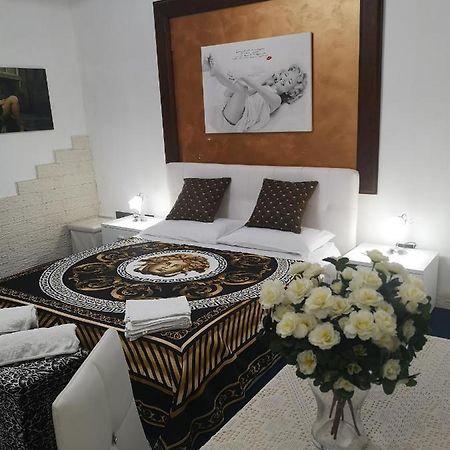 Appartement Marilyn à Reggio de Calabre Extérieur photo
